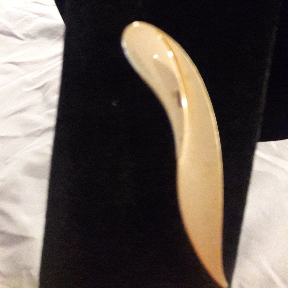 Goldtone Pin